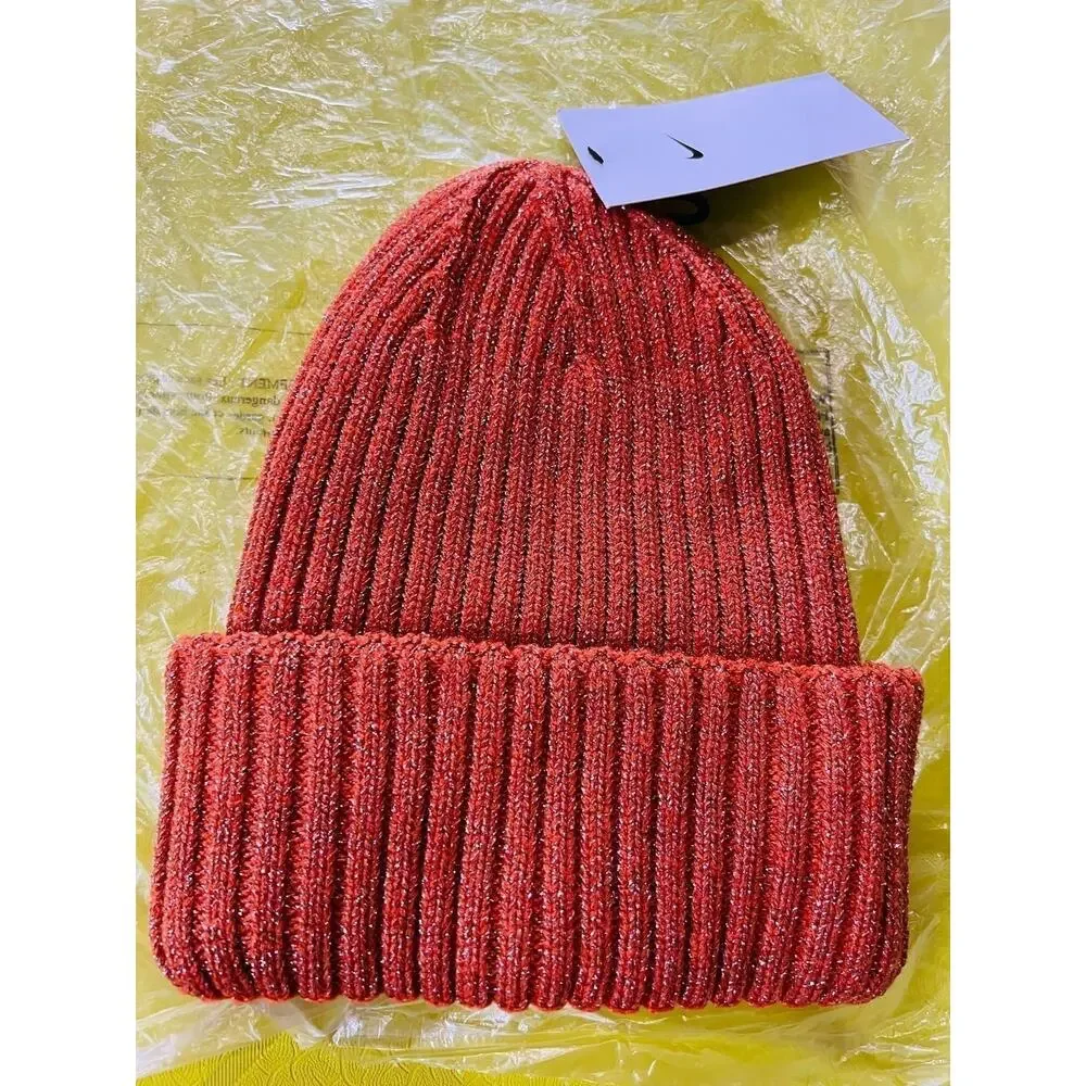 NWT❤️Nike Women Sportswear Beanie